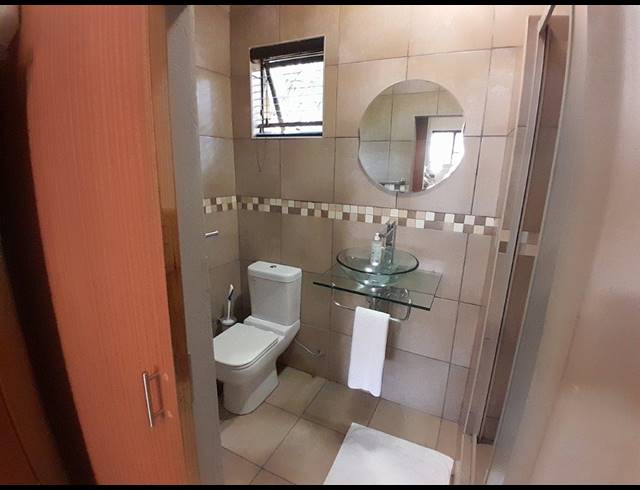 870M² BED & BREAKFAST FOR SALE IN SAFARI GARDENS